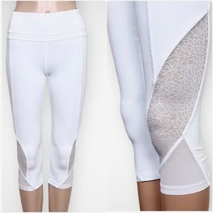 Lululemon Twist & Train Crop Leggings Womens size 4 White Athletic W6AHSS